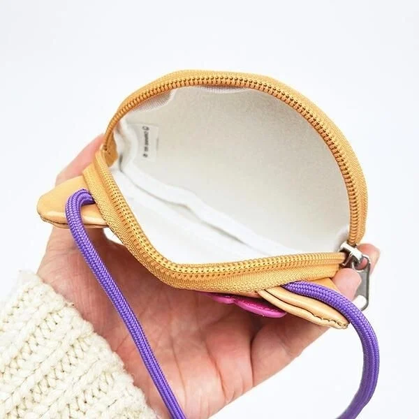 コインケースを開いた状態