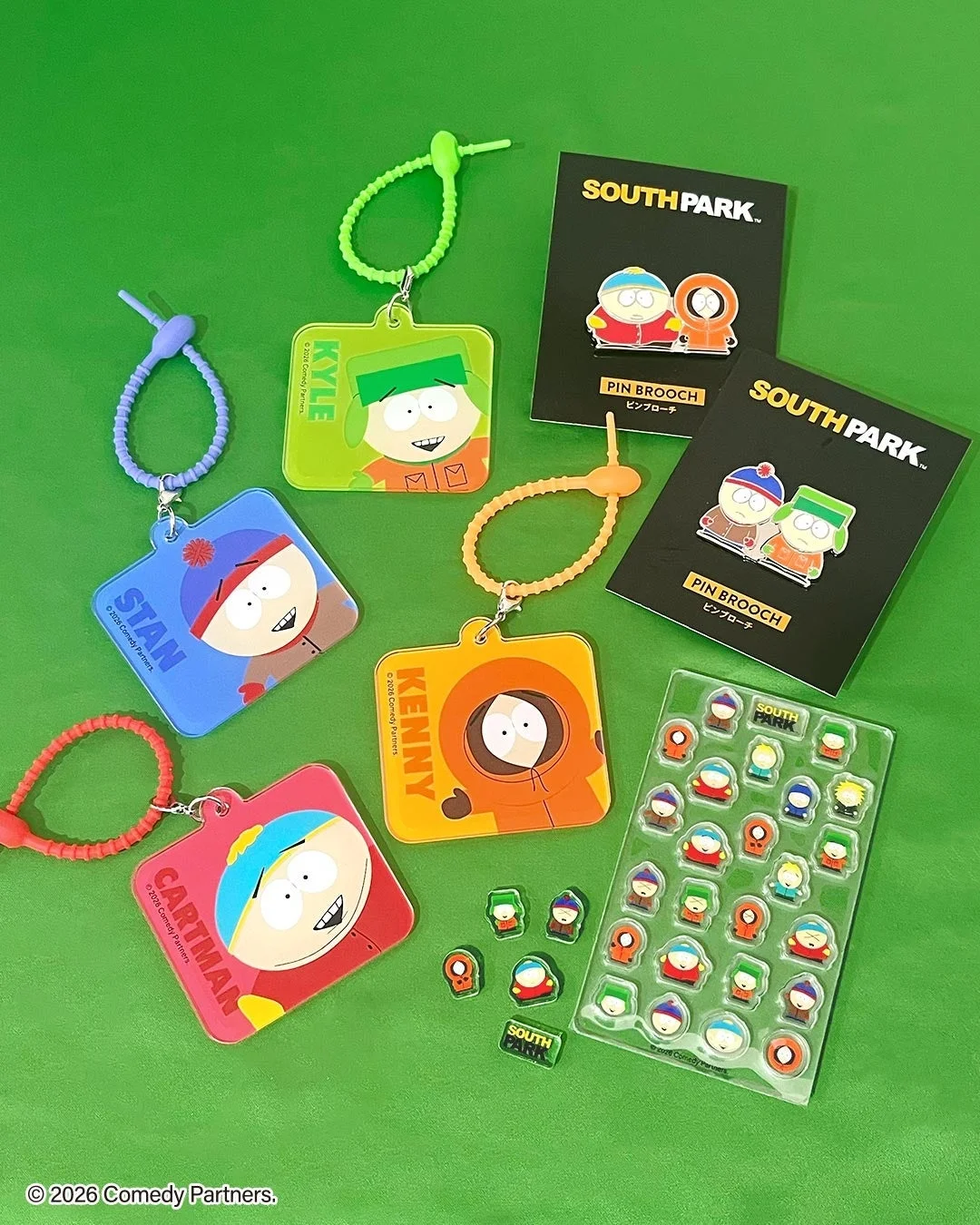 アクリルキーホルダー、ピンブローチ、アクリルパーツ