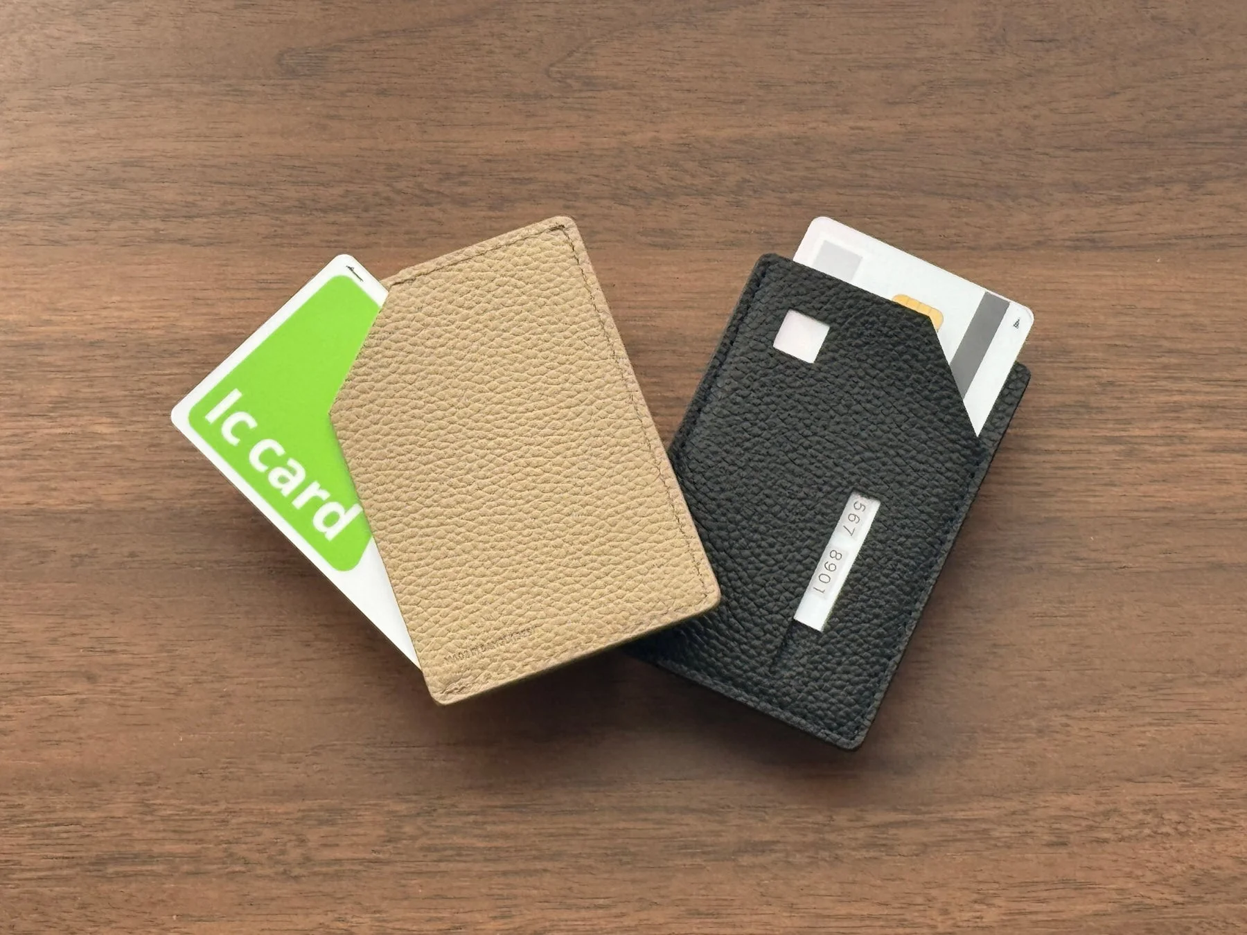 複数のカードケース