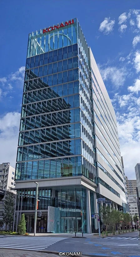 コナミのオフィスビル