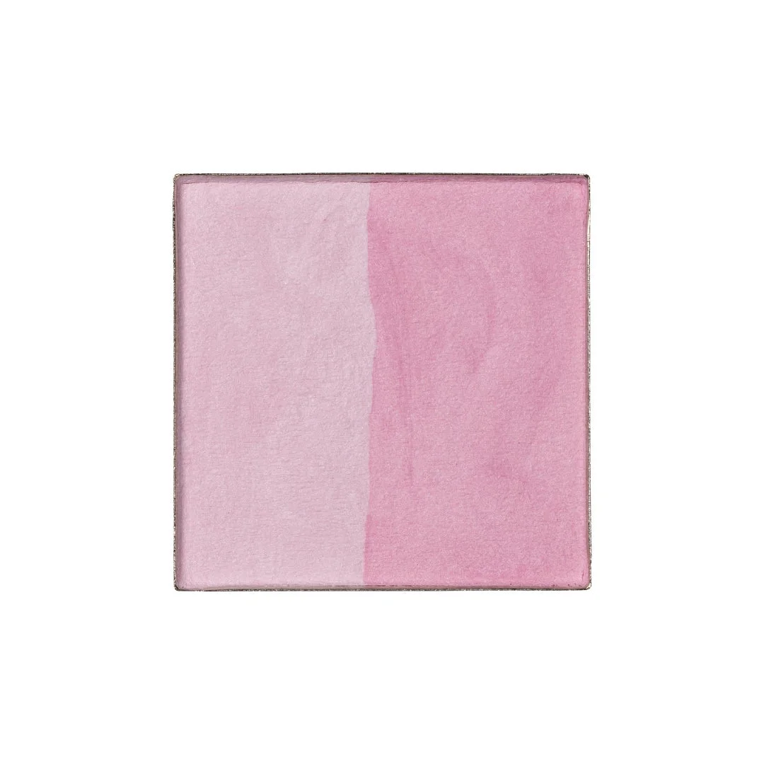 薄いピンクと濃いピンクの2色が半分ずつ入ったメイクアップパウダー