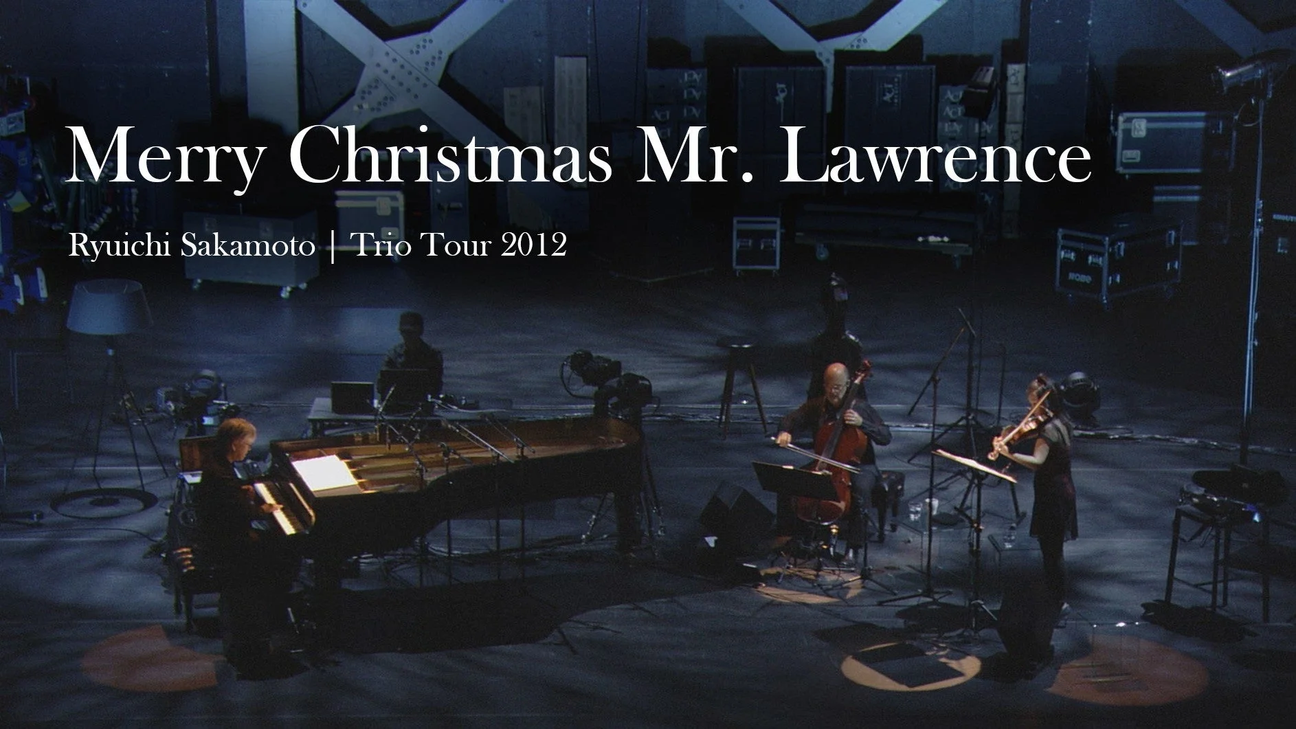 トリオ演奏、Merry Christmas Mr. Lawrenceテキストあり