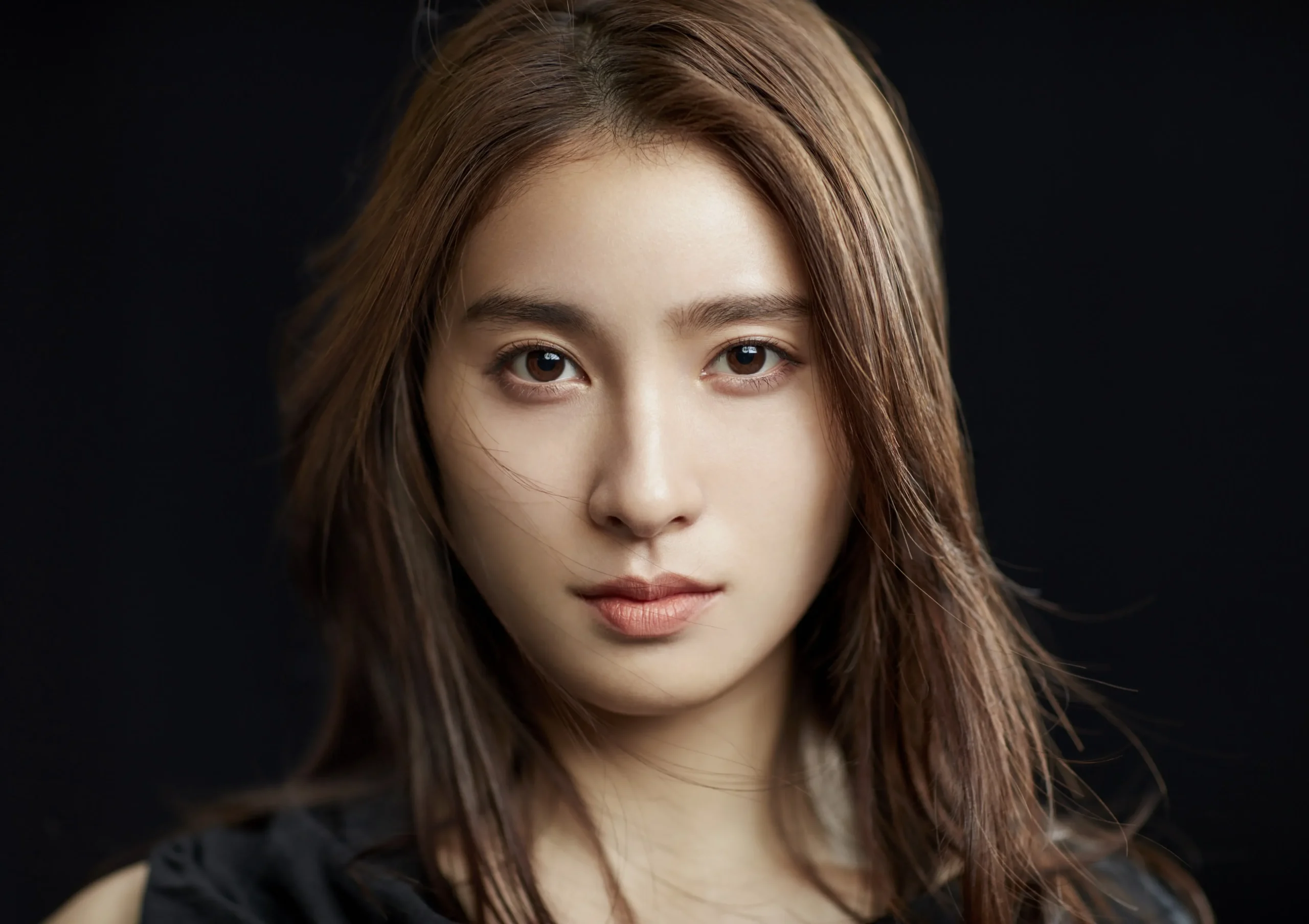 土屋太鳳のポートレート