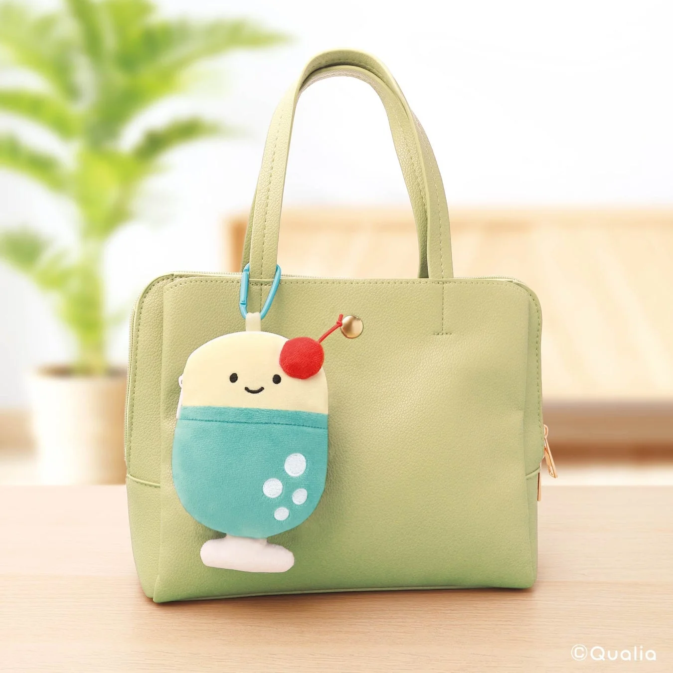 バッグに付けている様子