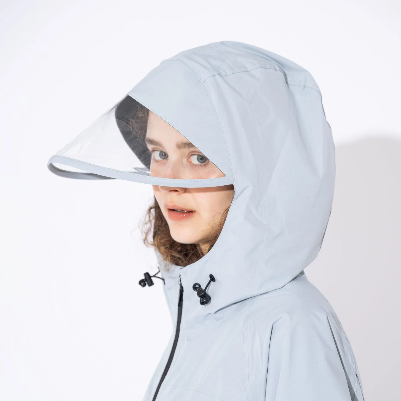 フード付きレインウェア