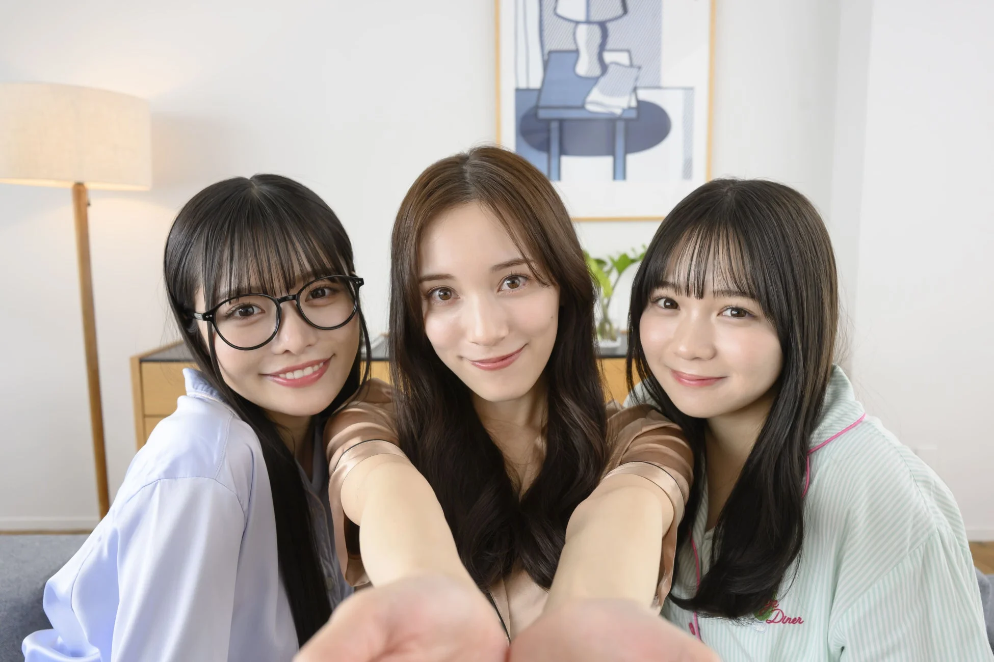 三姉妹のパジャマ姿