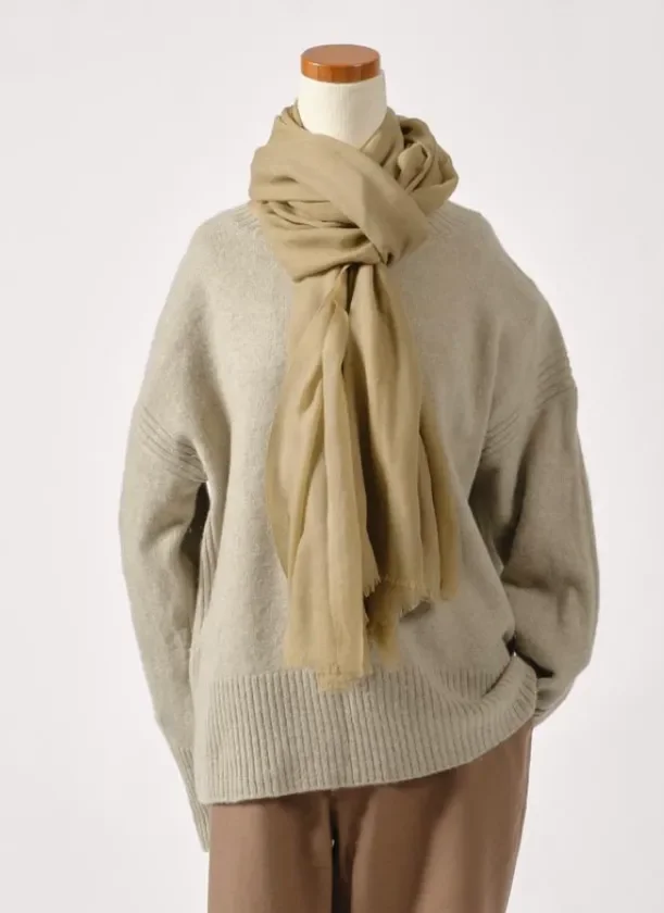 過去に提供されたSHOKAYドネーションアイテム（森染めショールーよもぎグリーン）