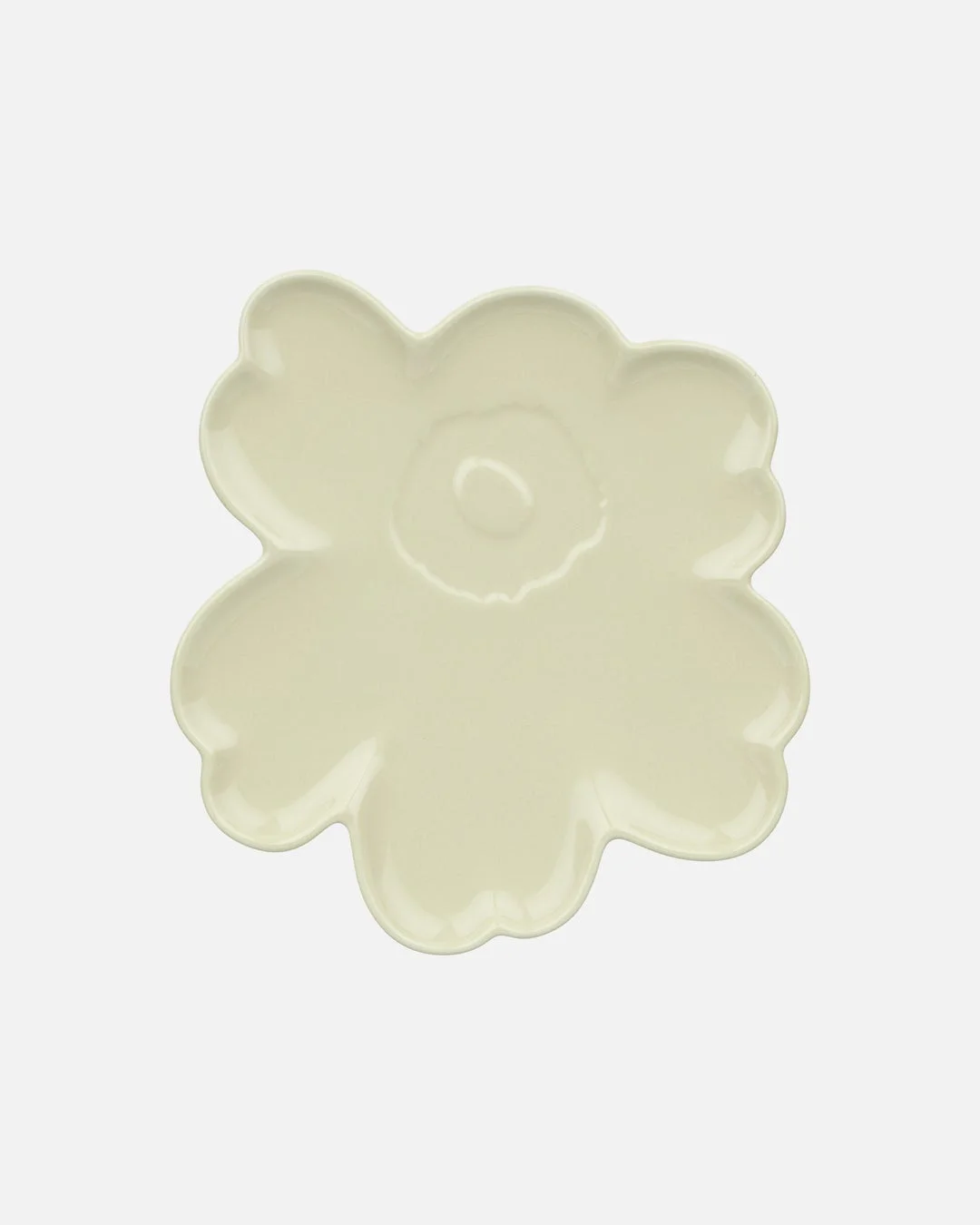 クリーム色の花形皿