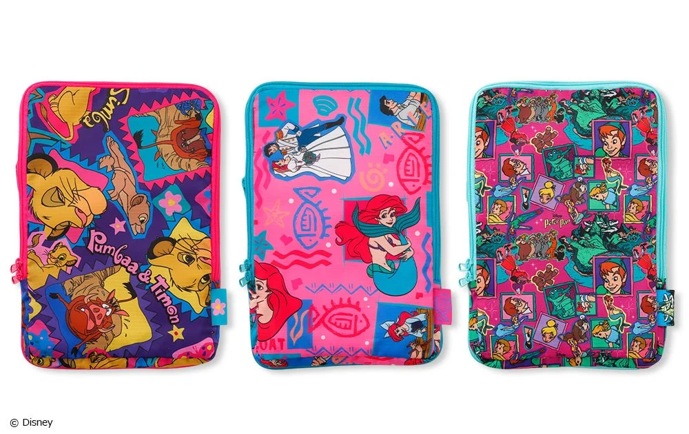 ディズニーキャラクターのトラベルポーチ