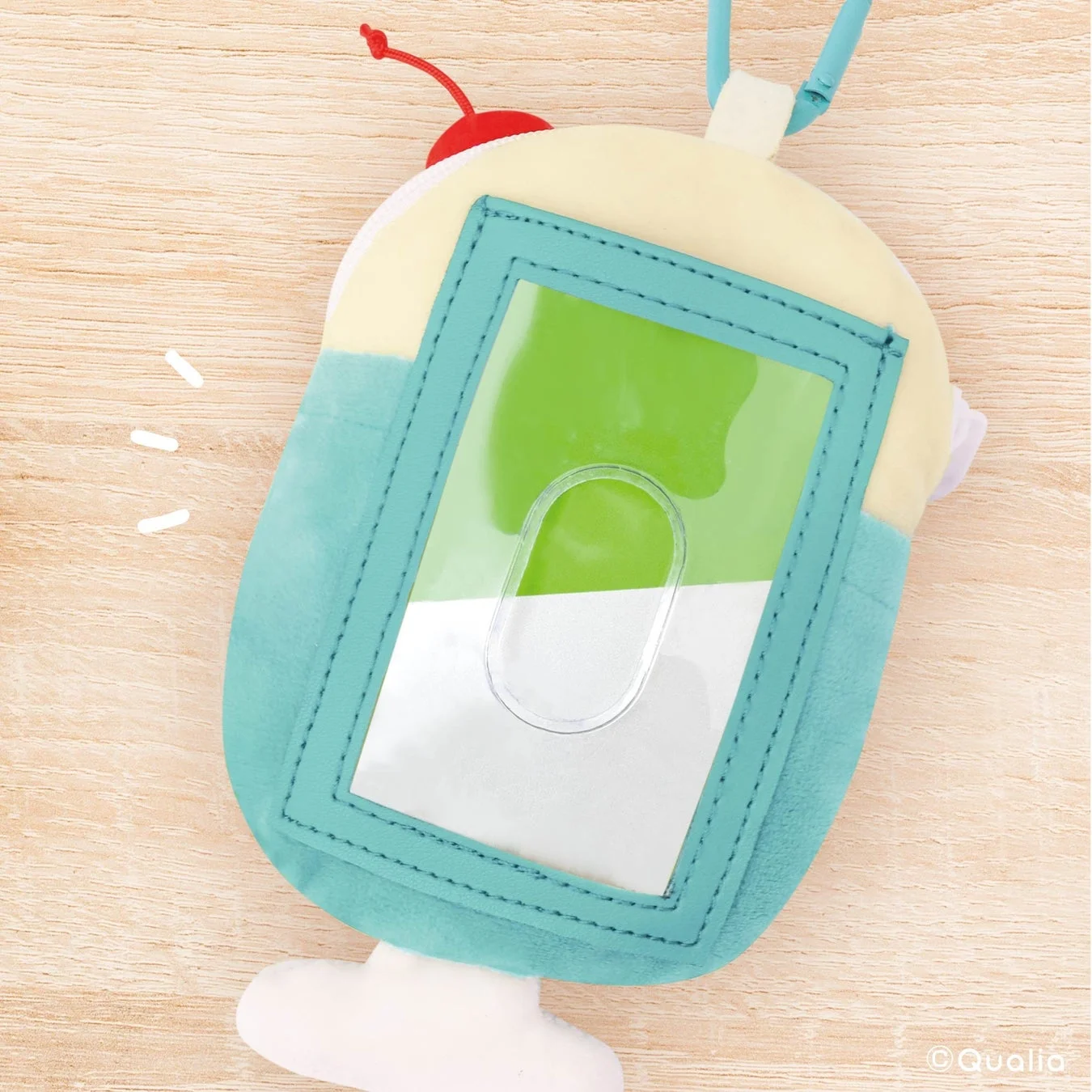 クリームソーダのぬいぐるみパスケース