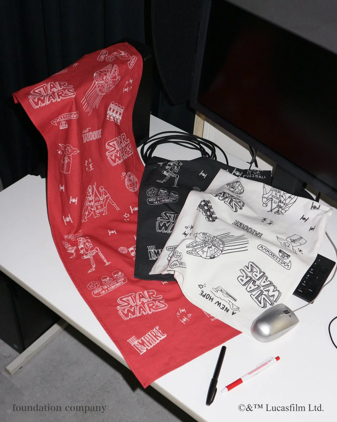 スターウォーズ,グッズ,ファブリック,デザイン,キャラクター,映画,机,オフィス,文房具,マウス,赤,黒,白