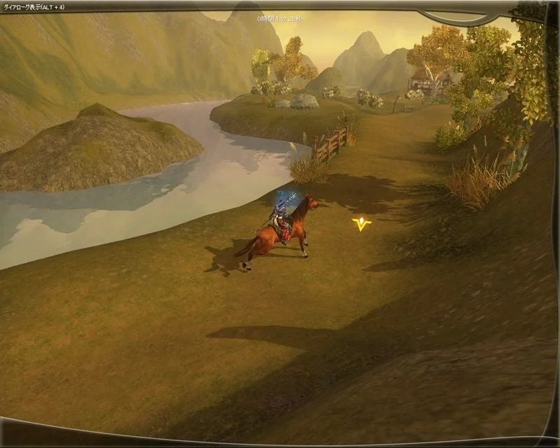 ファンタジーの世界で、キャラクターが馬に乗って川沿いの道を移動しているゲーム画面