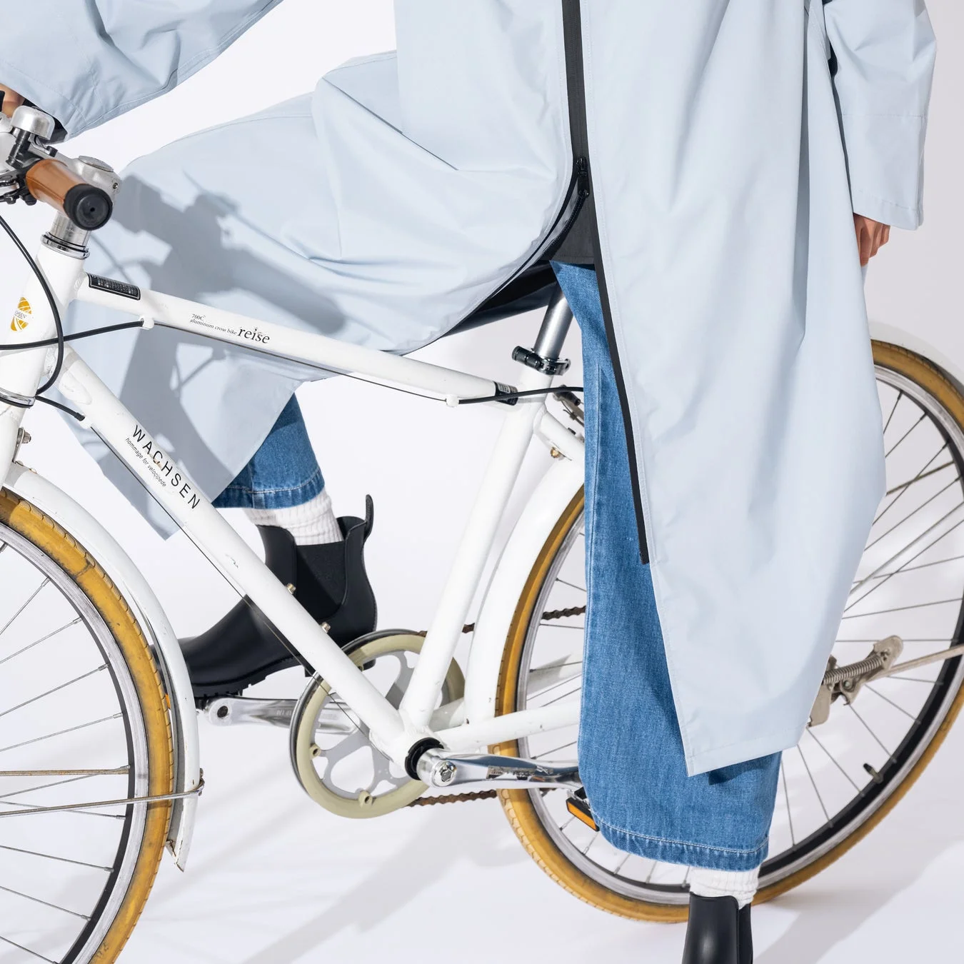 自転車に乗る様子