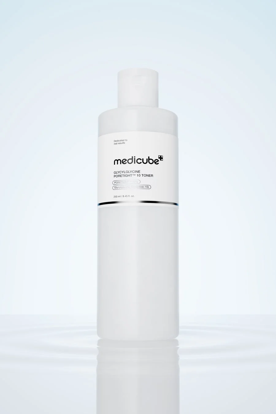 medicubeのGLYCYLGLYCINE PORETIGHT™ 10 TONER