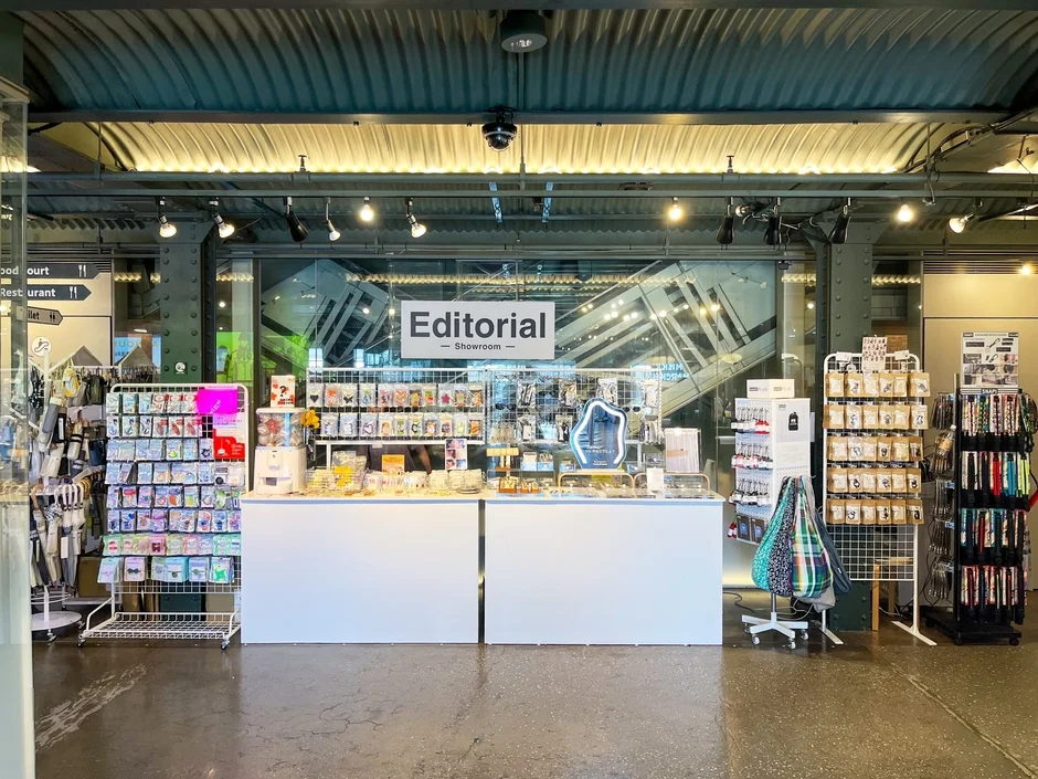 Editorial Showroom