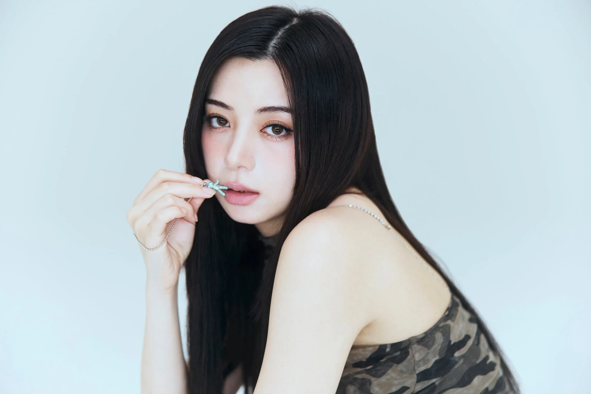 ELAIZAのポートレート