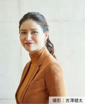 山口真由氏