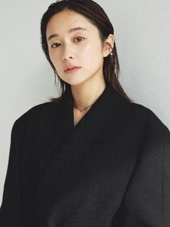 堀田真由さんプロフィール