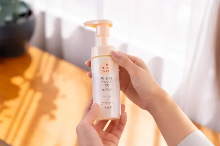無添加生活 無添加ミルクin泡化粧水