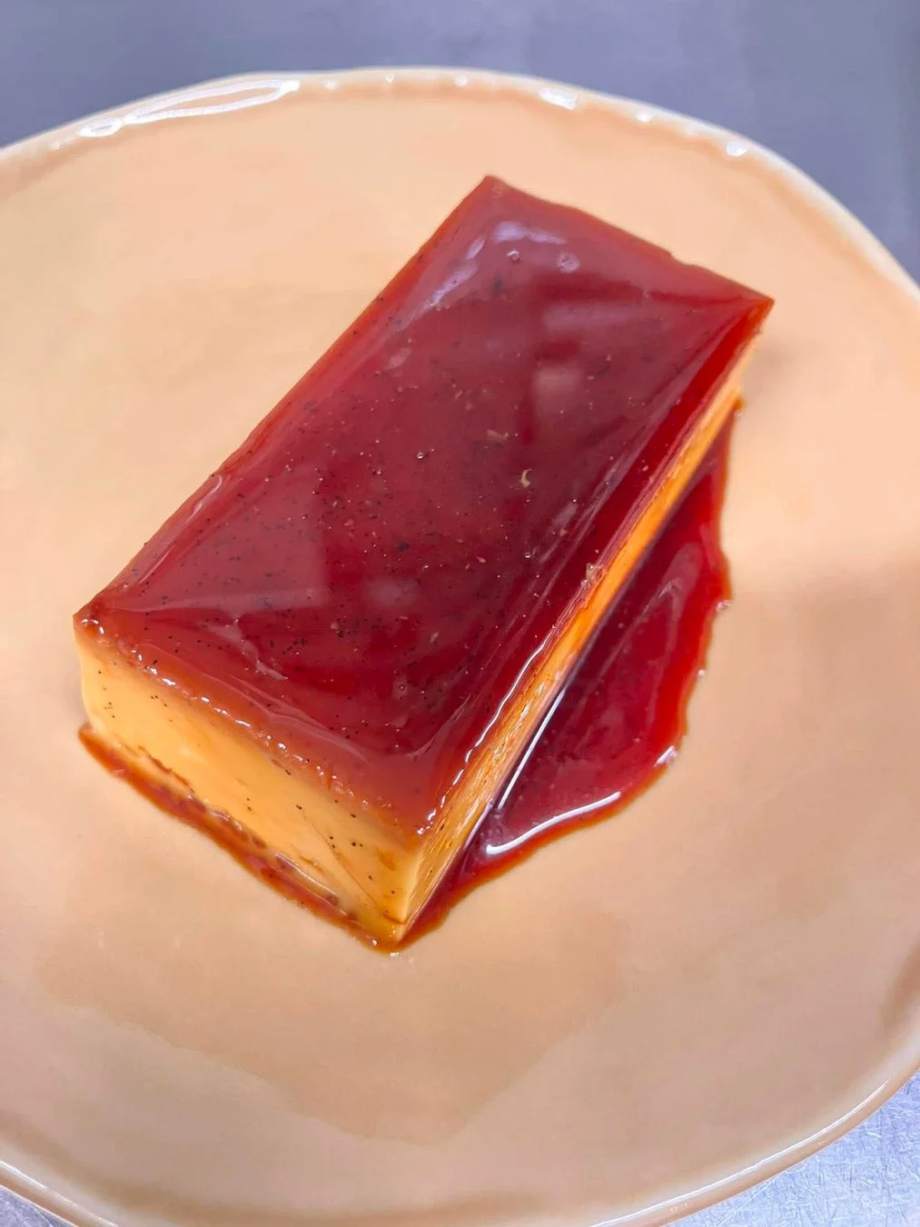 奄美産バニラの試作プリン