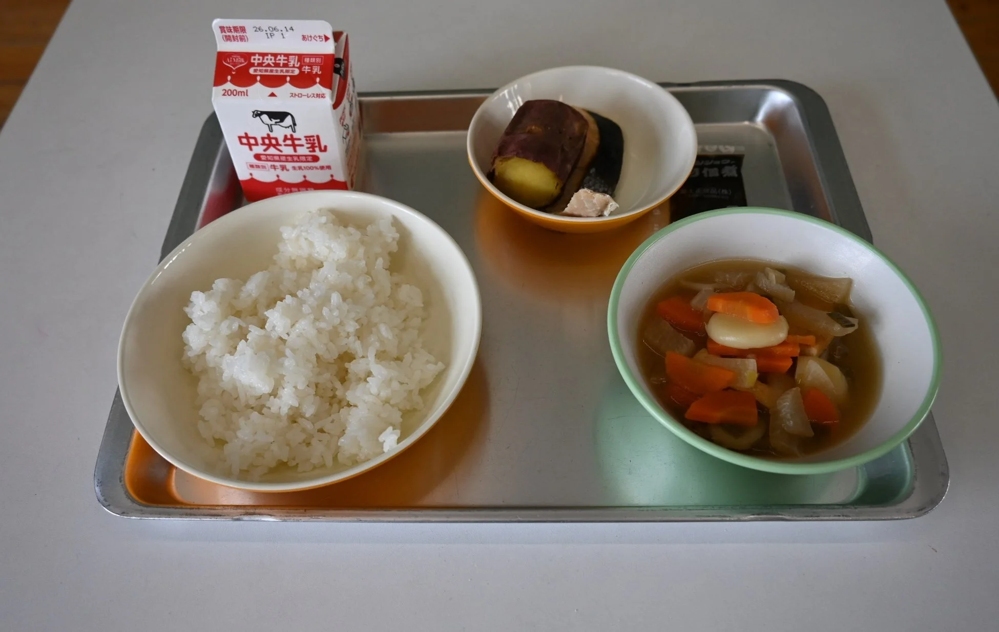 特別献立の給食